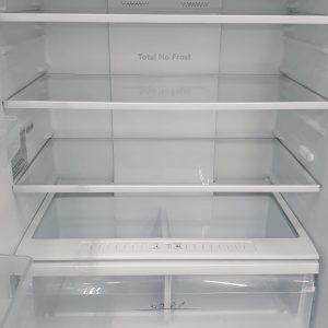 Open Box Hisense Refrigerator RB17N6DWE Counter Depth 4