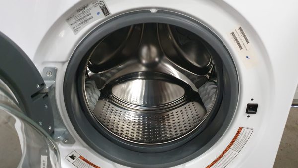 Open Box Whirlpool Washing Machine WFW3090JW0 Apartment Size