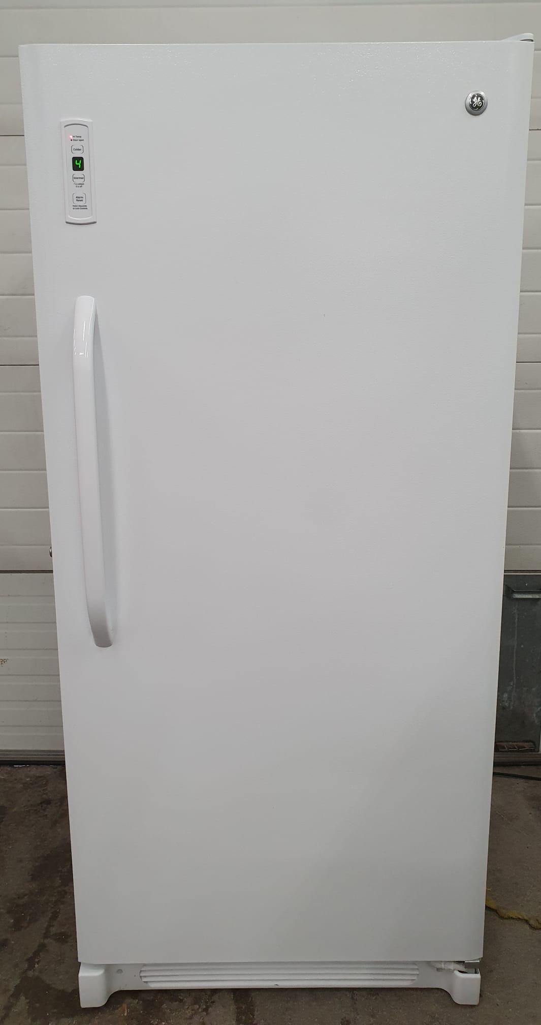 Order Your Used GE Upright Freezer FUF21SVDRWW Today!