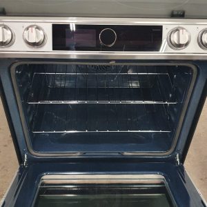 Used Less Than 1 Year Electrical Stove Samsung NE63T8711SSAC 2