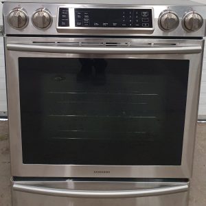 Used Less Than 1 Year New Cooktop Samsung NE58K9560WS 2