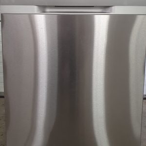 Used Less Than 1 Year Samsung Dishwasher DW80T5040US 2 2