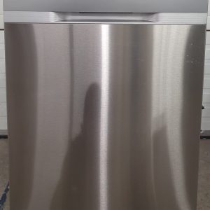 Used Less Than 1 Year Samsung Dishwasher DW80T5040US 3 4