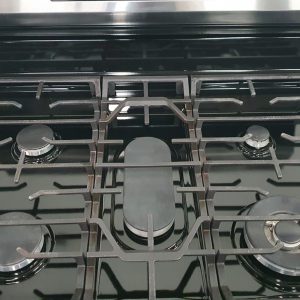 Used Less Than 1 Year Samsung Gas Stove NX60A6511SS 4