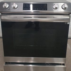 Used Samsung Electrical Stove NE63T8111SS 2