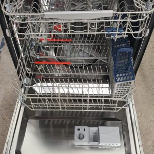 Open Box Floor Model Dishwasher Samsung DW80R5061US 1 1