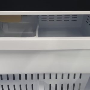 Open Box Floor Model Refrigerator RF220NFTASG 2