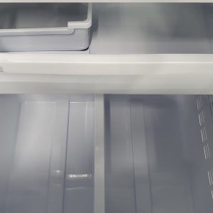 Open Box Floor Model Refrigerator RF220NFTASG 4