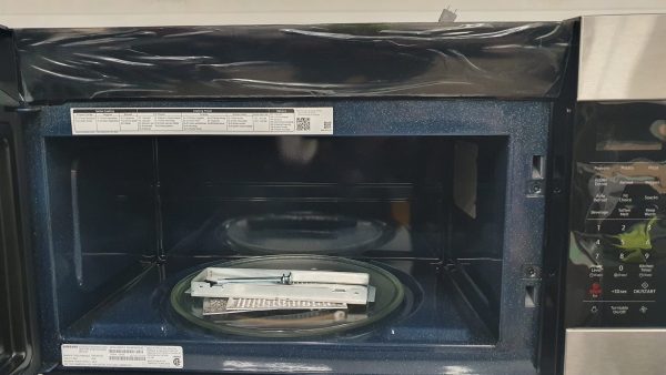 Open box Samsung Microwave/Range Hood ME19R7041FS