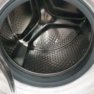 Used Blomberg Set Apartment Size Washer WM77120NBL01 and Dryer DV17542 2