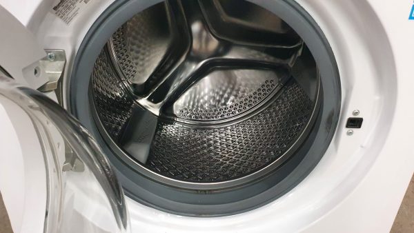Used Blomberg Set Apartment Size Washer WM77120NBL01 and Dryer DV17542