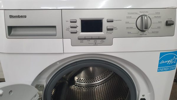 Used Blomberg Set Apartment Size Washer WM87120NBL01 and Dryer DV17542