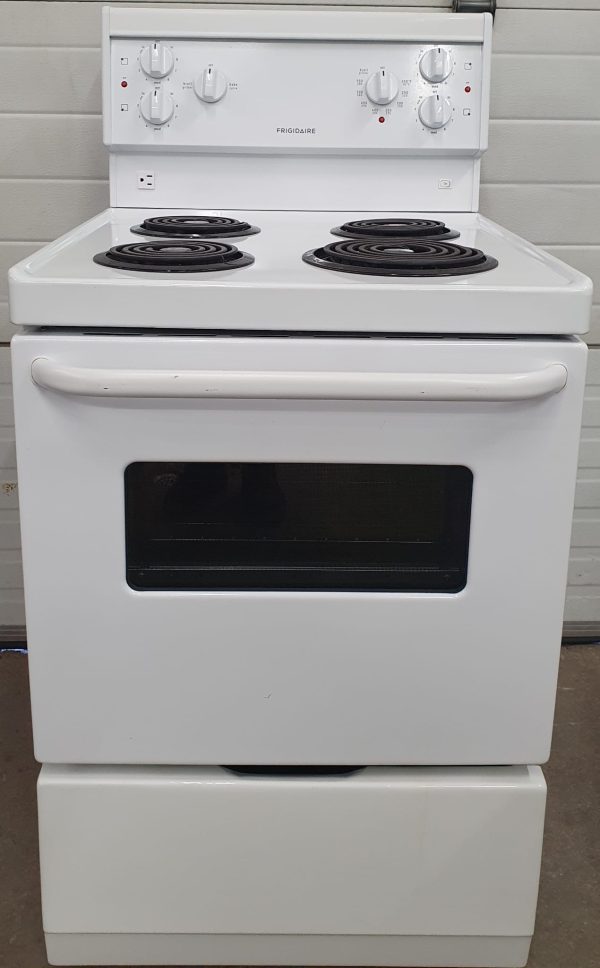 Used Frigidaire Electrical Stove CFEF2405LWC Apartment Size