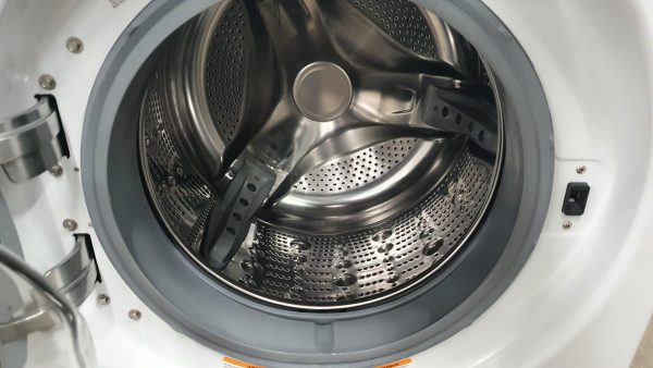 Used LG Set Washing Machine WM2501HWA and Dryer DLE6977W