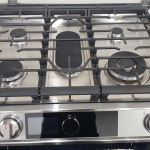 Used Less Than 1 Year Gas Stove NX60T8711SSAA 5