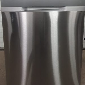Used Less Than 1 Year Samsung Dishwasher DW80T5040US 1 1