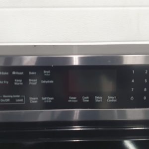 Used Less Than 1 Year Samsung Electrical Stove NE63A6711SG 4