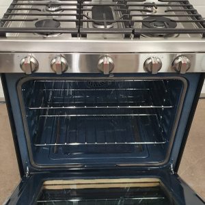 Used Less Than 1 Year Samsung Gas Stove NX60A6511SS 2