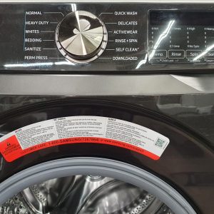Used Less Than 1 Year Washing Machine Samsung WF45R6300AV 2