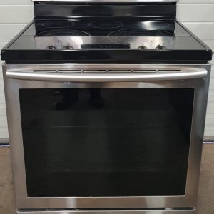 Used Less Than1 Year Electrical Stove Samsung NE59J7630SSAC 1