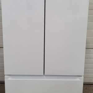 Open Box Floor Model Samsung Refrigerator RF22A4111WW 3