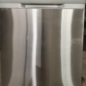 USED LESS THAN 1 YEAR SAMSUNG DISHWASHER DW80T5040US 1 7