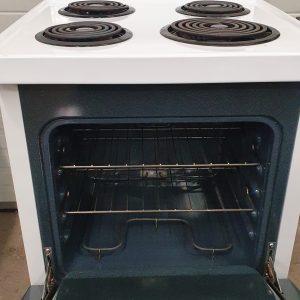 Used Frigidaire Electrical Stove CFEF210CS2 Apartment Size 2
