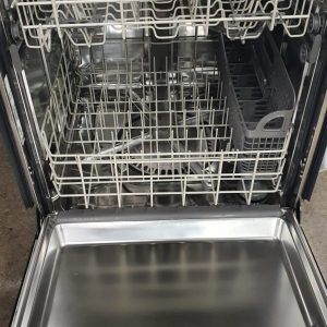 Used KitchenAid Dishwasher KUDK03CTBL2 3