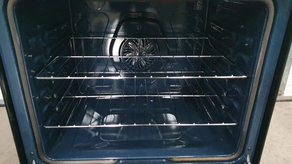 Used Less Than 1 Year Electrical Slide In Stove Samsung NE63T8311SS/AC