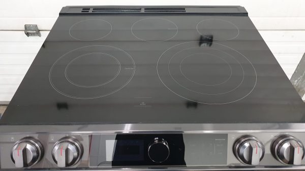 Used Less Than 1 Year Electrical Stove Samsung NE63T8711SG/AC