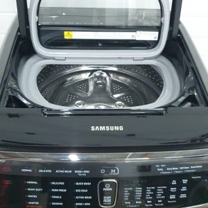Used Less Than 1 Year Flexwash One Machine Two Washers in One Samsung WV60M9900AV 5