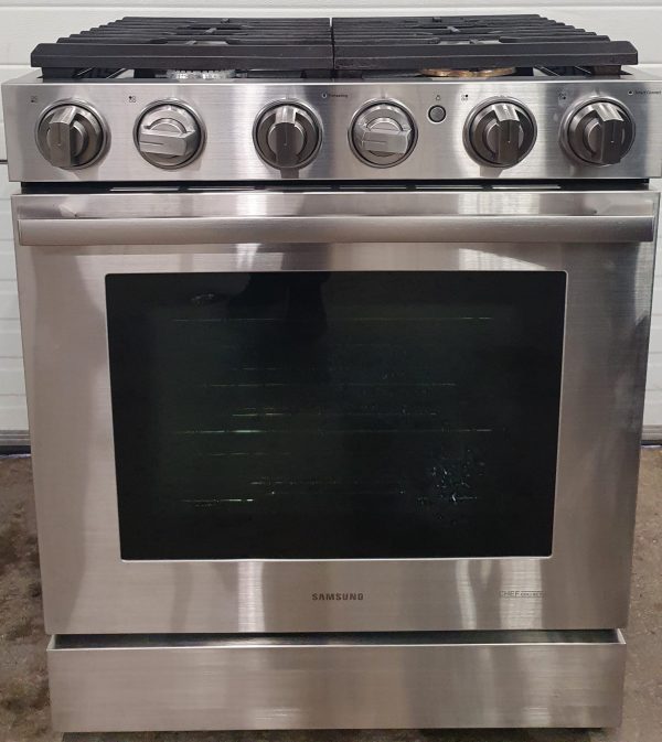 Used Less Than 1 Year Samsung Chef Collection Gas Propane Stove NX58M9960PS
