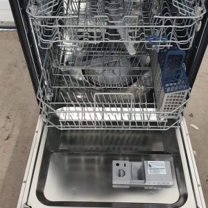 Used Less Than 1 Year Samsung Dishwasher DW80T5040US 1 5