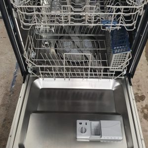 Used Less Than 1 Year Samsung Dishwasher DW80T5040US 4