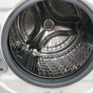 Used Less Than 1 Year Samsung Washer WF45T6000AW 2
