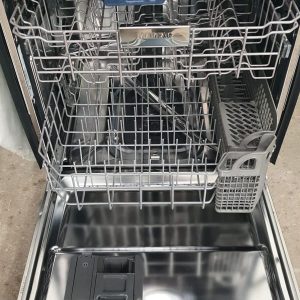 Used Maytag Dishwasher MDB8959SKX0 2