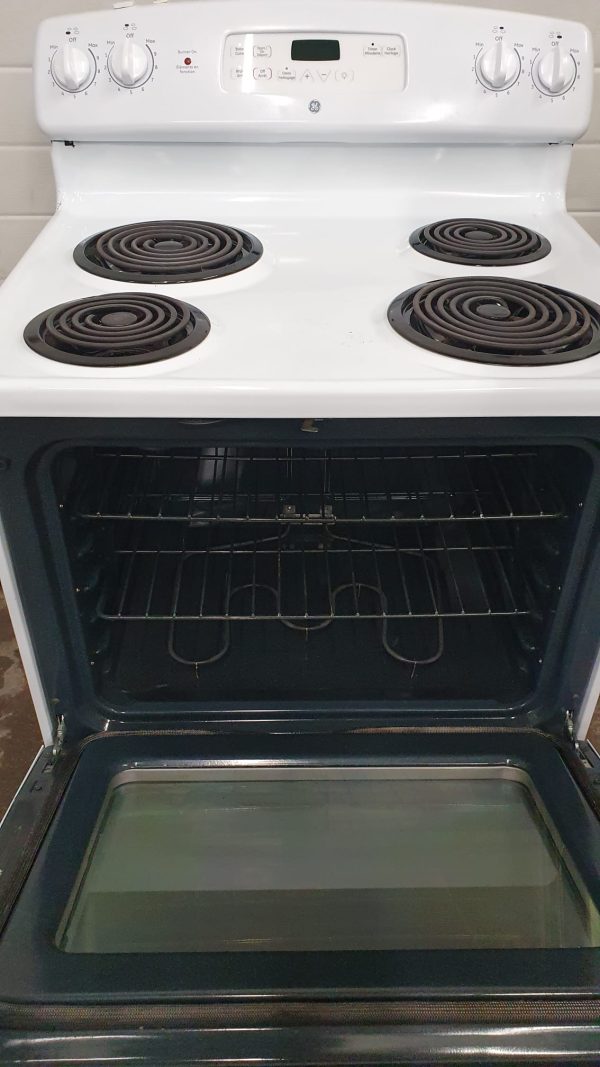 Used GE Electrical Stove JCBP240DT2WW