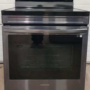 Used Less Than 1 Year Samsung Electrical Stove NE63A6711SG