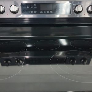 Used Less Than 1 Year Samsung Electrical Stove NE63A6711SG 2