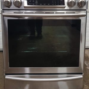 Used Less Than 1 Year Samsung Induction Stove NE58H9970WS 5 1