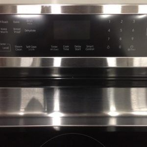 Used Less Than 1 year Samsung Electrical Stove NE63A6511SS 2