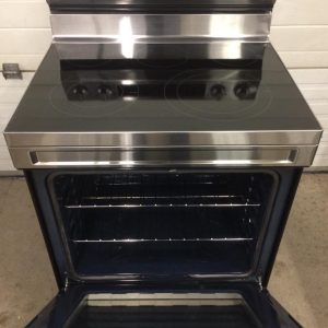 Used Less Than 1 year Samsung Electrical Stove NE63A6511SS 3
