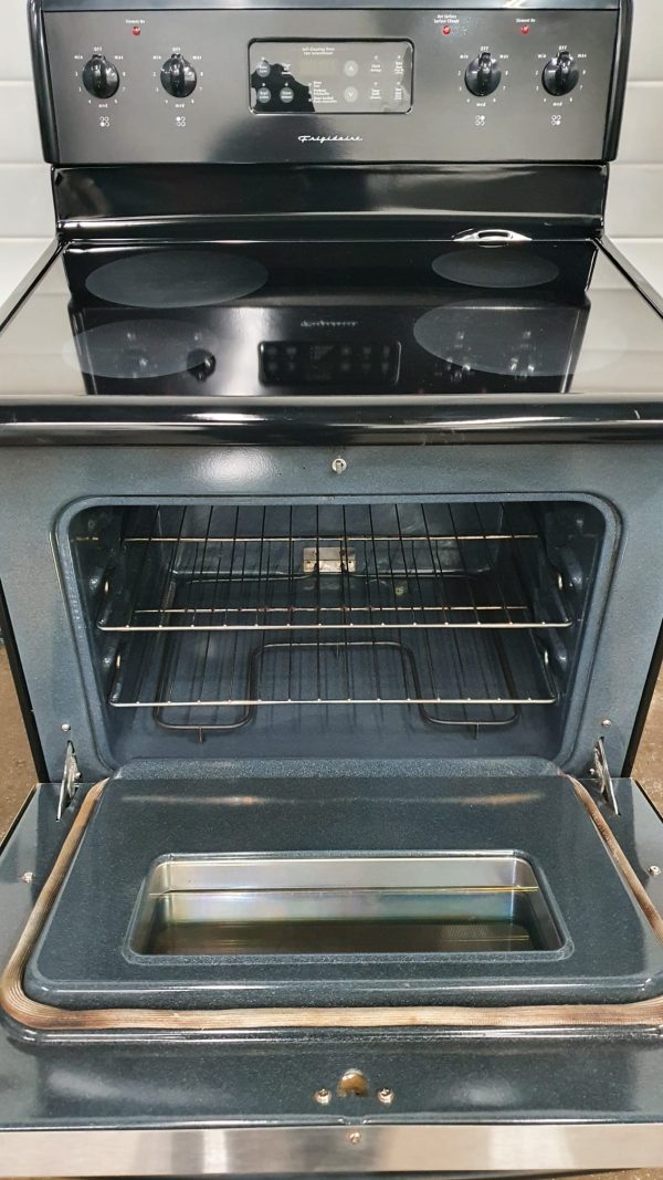 Used Stove Frigidaire CFEF372BC2