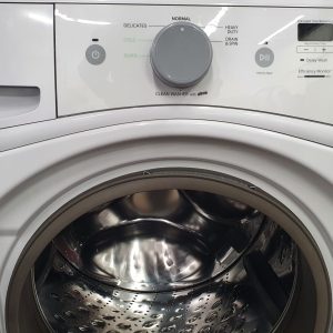USED AMANA SET WASHER NFW5800DW0 4.6 cu ft and dryer YNED5800DW2 4