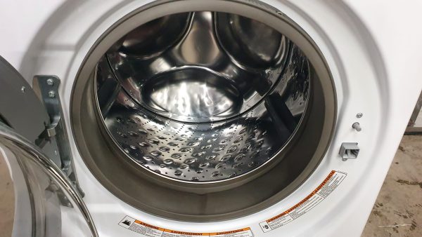 Used Amana Set Washer NFW5800DW0 and Dryer YNED5800DW2