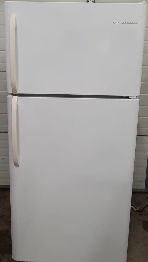 Used Frigidaire Refrigerator FRT18H7CW0