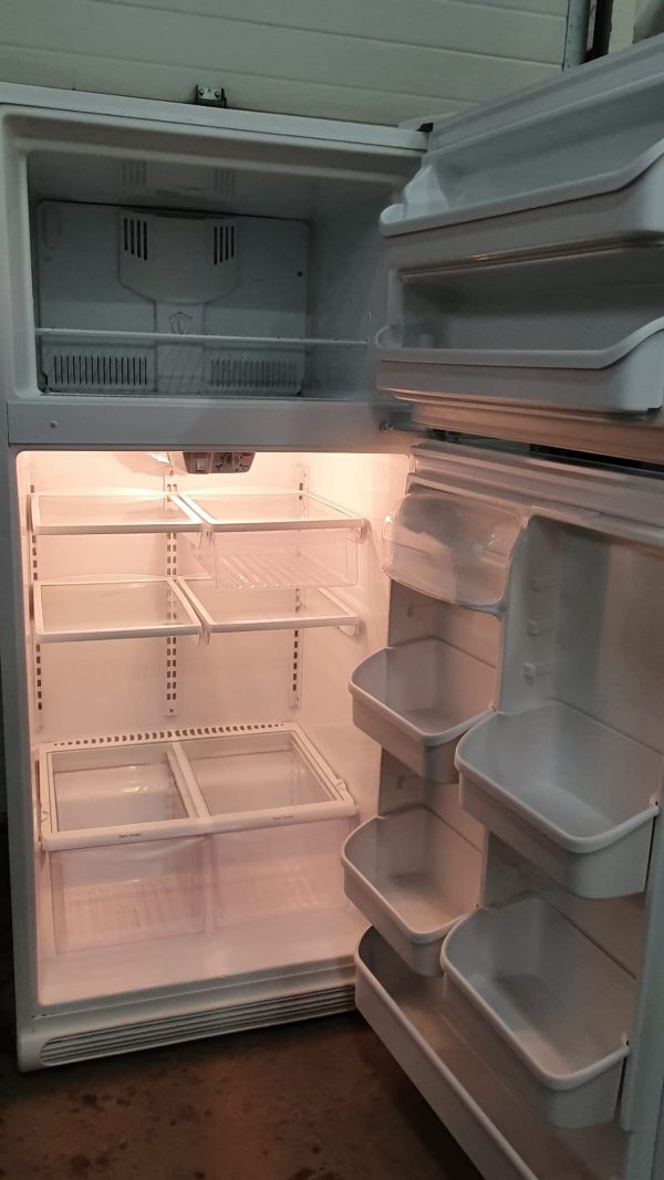 Used Frigidaire Refrigerator FRT18H7CW0