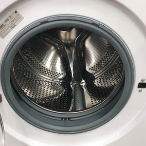 Used Blomberg Set Apartment Size Washer WM67121NBL00 and Dryer DV17542 3