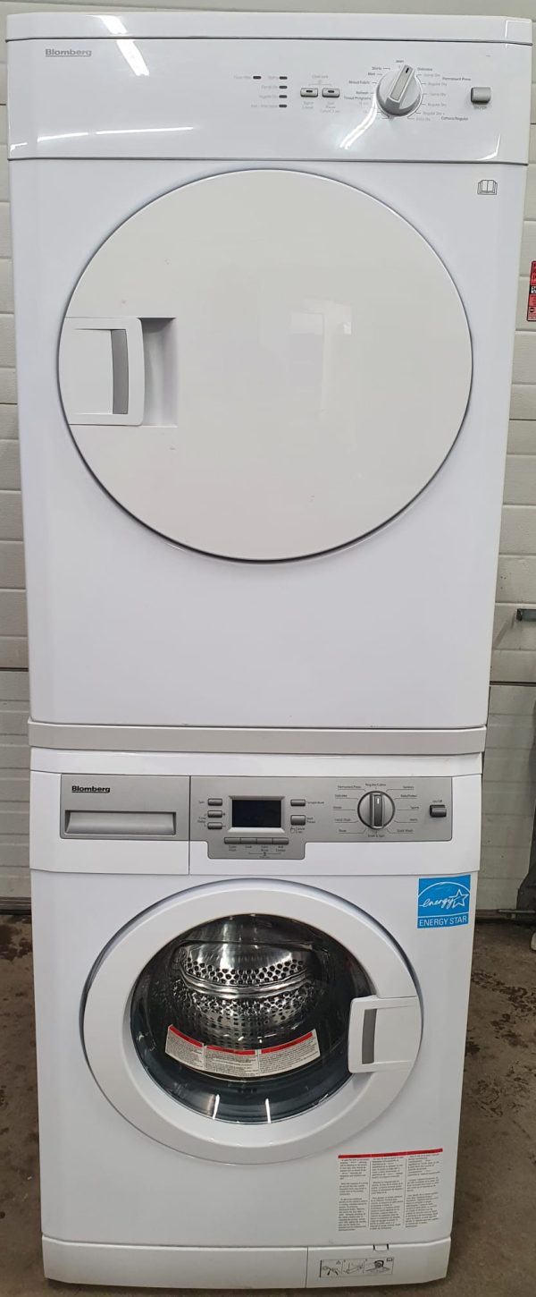 Used Blomberg Set Apartment Size Washer WM77110NBL00 and Dryer DV17540NBL00