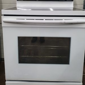 Used Less Than 1 Year Electric Stove Samsung NE59M4320SW/AC